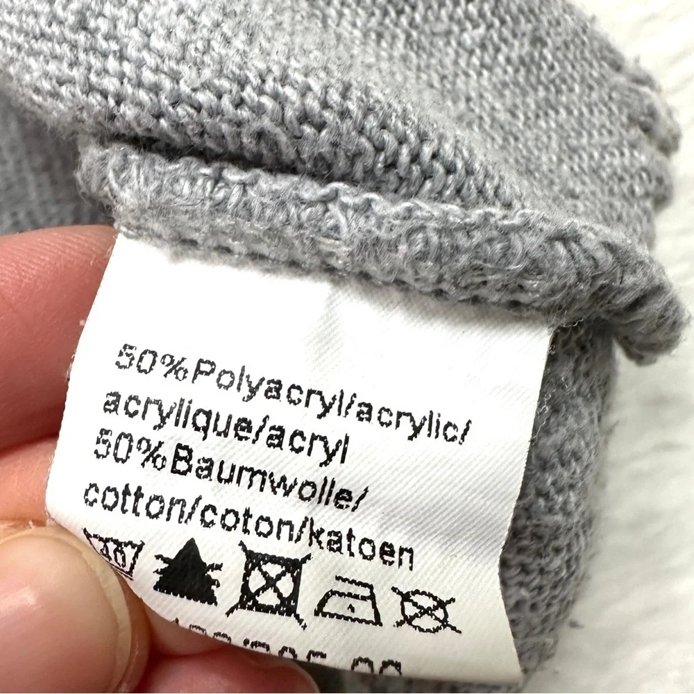 ⭐️ 5 for $25 Aero School Gray Hooded Knit Sweater Size 98/104 cm (3 Years)